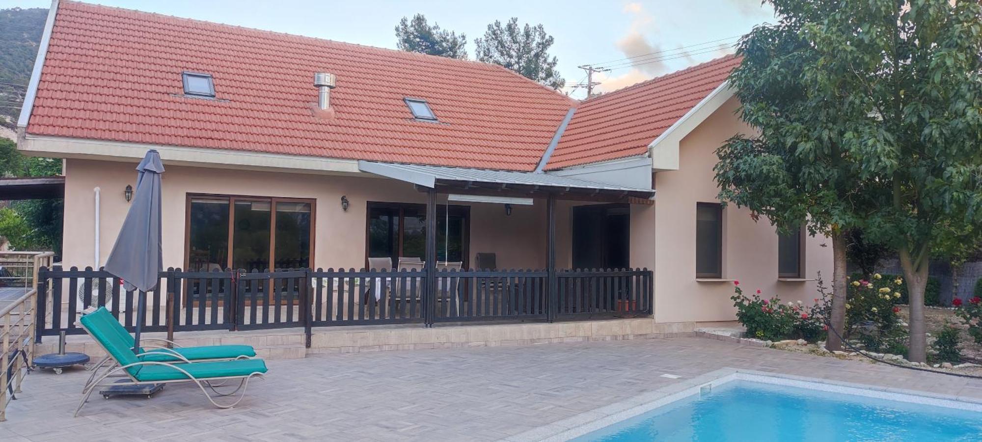 Roses Villa Trimiklini Bagian luar foto